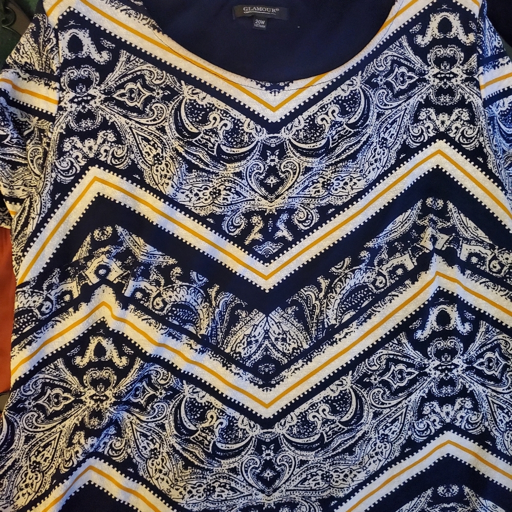 Glamour Split Sleeve Blue Paisley Dress - Picture 3 of 6